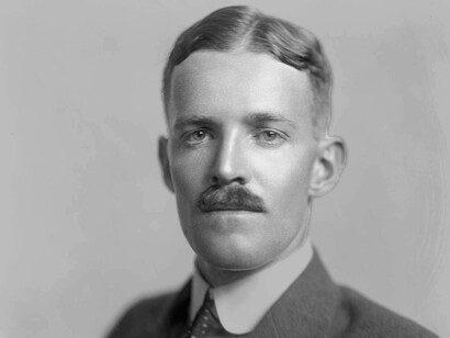 Allen Dulles, primer civil en la historia en ejercer como director de la CIA