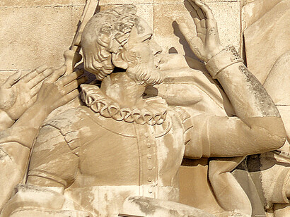 Luís de Camões no Monumento aos Descobrimentos em Belém, Lisboa 