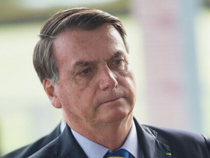 Jair Bolsonaro es un militar retirado y político brasileño, que se desempeñó como el 38º presidente de la República Federativa del Brasil desde el 1 de enero de 2019 hasta el 1 de enero de 2023