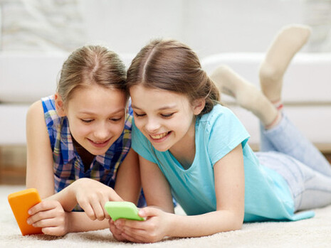 Smartphones and children: a dangerous combination