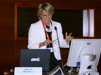 Franca Melfi a un convegno