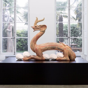Xu Zhen, Exhibition view. Courtesy of Perrotin Paris