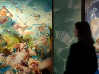 Flora Yukhnovich, Egg, exhibition view. Courtesy of Victoria Miro