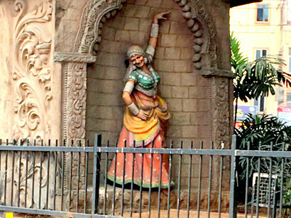 Artistic statue in Hyderabad 