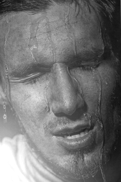Paul Cadden, Way to Blue, 74 x 46 cm, pencil on paper