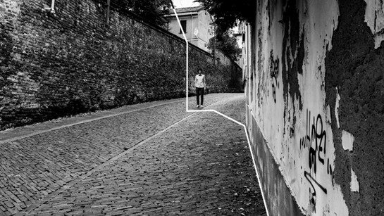 Beatrice Buzzi, Via Rotari, dettaglio