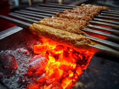 The rich culinary heritage of Old Delhi that preserves traditional flavours through generations 