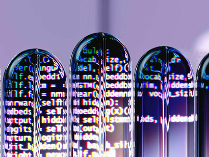 La psychologie positive encourage une mentalité de croissance et d'apprentissage continu, nous permettant de nous adapter et de nous épanouir malgré l'essor de l'IA
