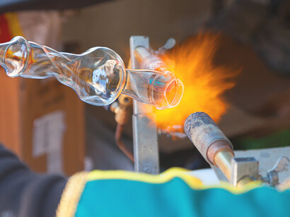 Vetro di Murano. L'artigianato italiano si rinnova attraverso l'innovazione tecnologica e l'uso crescente di materiali sostenibili