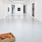 Various artists, Eerily beautiful (unheimlich schön), exhibition view. Courtesy of Galerie Elisabeth & Klaus Thoman