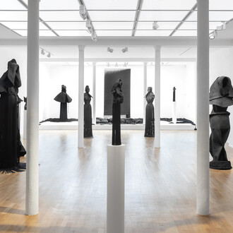 Jeanne Vicerial, Nymphose, exhibition view. Courtesy of Templon