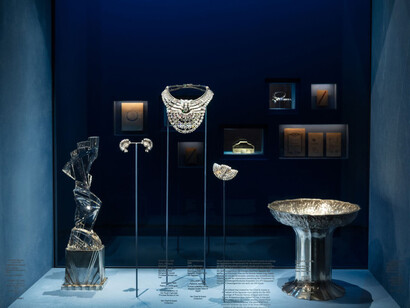 Glanzstücke, exhibition view. Courtesy of MAK