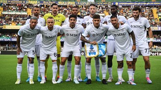 La squadra del Napoli in una foto ufficiale sul campo nel prepartita Hellas Verona-Napoli del 18-08-2024, @sscNapoli