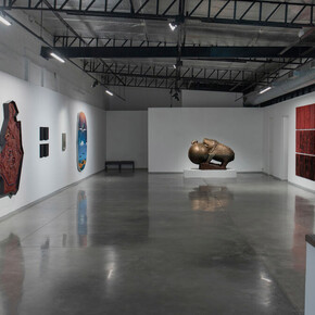 Various artists, Shapes of time, exhibition view. Courtesy of Nature Morte