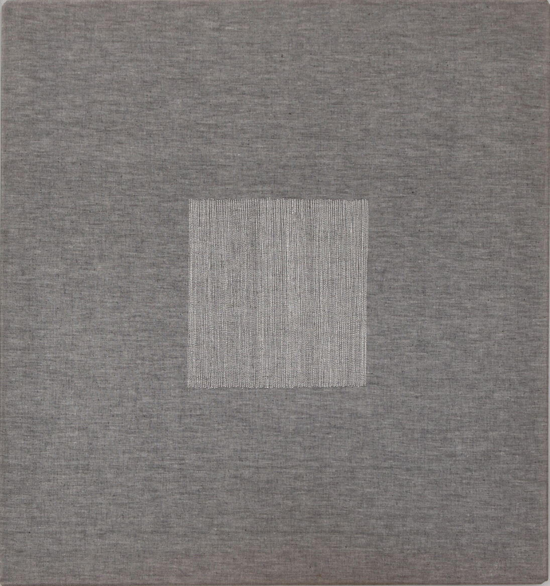 Hank  Peeters, 62-10, 1962, silver thread on canvas, 81 × 76 cm.
Photo Bruno Bani
Courtesy Cortesi Gallery
