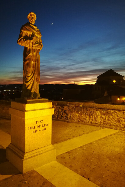 Statua nel centro storico
