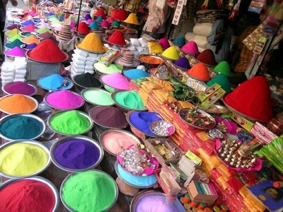 Festival de Holi, Nepal. Pigmentos de colores para la fiesta