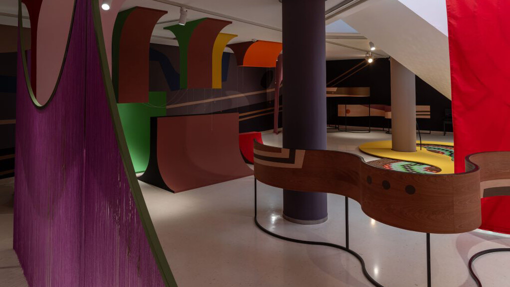 Andrea Canepa, Entre lo profundo y lo distante (Between the deep and the distant), exhibition view. Courtesy of IVAM