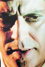 Primo piano di Carmelo Bene: attore, regista, drammaturgo, filosofo e sceneggiatore italiano