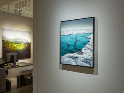 Tula Telfair, Who owns this land, exhibition view. Courtesy of Hirschl & Adler Modern