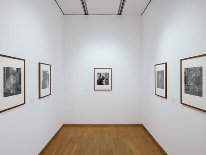 Verschiedene künstler, Street photography, ausstellungsansicht. Mit freundlicher genehmigung des Museum Ludwig