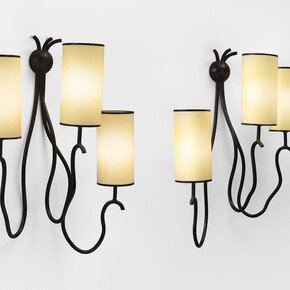 Galerie Jacques Lacoste: Paire d’appliques modèle « liane » Jean Royère Circa, 1964 © Hervé Lewandowski