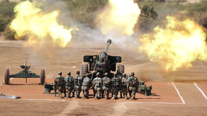 Indian Artillery conducts a powerful firepower demonstration