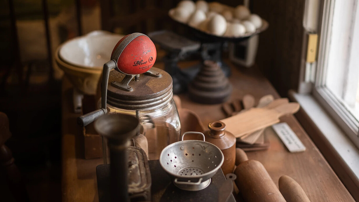 Te pā o MOTAT. MOTAT village, exhibition view. Courtesy of MOTAT