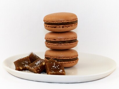 “Macaron infiniment caramel” o macarrón de caramelo, creado por Pierre Hermé en Francia