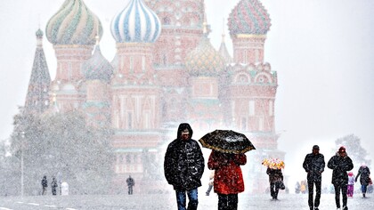 Intensa nevada invernal sobre el Kremlin