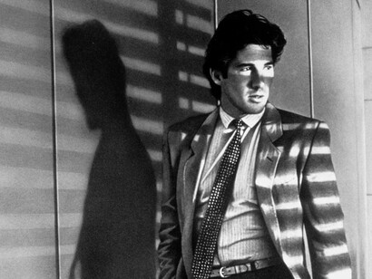 Richard Gere, in Giorgio Armani, per American Gigolo