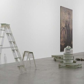 Simultaneity Biases. Courtesy of Blain Southern Gallery 