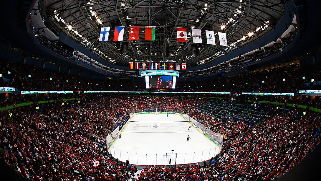 The headline event of "Super Sunday" at the 2010 Winter Olympics: a highly anticipated showdown between fierce rivals Canada and the USA