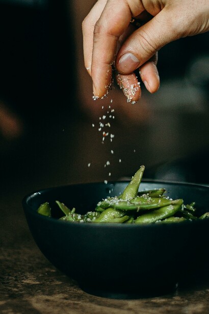 Cibo. È un atto creativo e artistico come una conciliazione con il cibo, con la materia prima che si ha nelle mani che va studiata