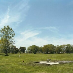 Jason Lazarus, Standing at the Grave of Emmett Till, day of exhumation, June 1st, 2005 (Alsip, IL), 2005. Collection Museum of Contemporary Art Chicago, restricted gift of Emerge, Aviva Samet and James Matanky, and anonymous donors, in memory of Andree Stone. © 2005 Jason Lazarus. Photo: Nathan Keay, © MCA Chicago.