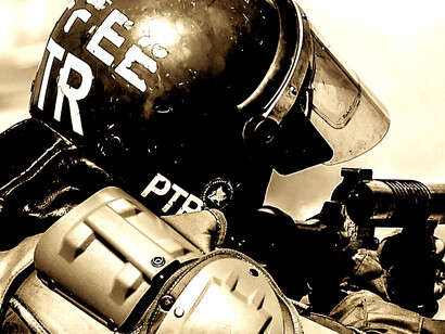 Reprimiendo que es gerundio