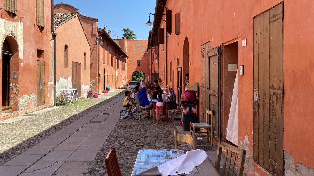 Ritrovo di bimbi residenti di Colle Ameno, Italia 