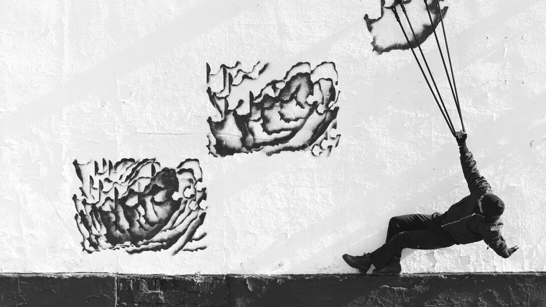 Robin Rhode, Carry-on (detail), 2013 black & white print 9 parts, each: 18.35 x 27.56 inches (framed) 46.6 x 70 cm Overall dimensions: 58.98 x 86.61 inches 149.8 x 220 cm Edition of 5 ©Robin Rhode Courtesy the artist and Lehmann Maupin, New York and Hong Kong