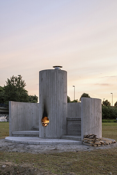 Oscar Tuazon. Courtesy of Bellevue Arts Museum