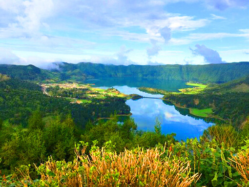 Lago Verde e Lago Azzurro visti dal belvedere Do Rei
