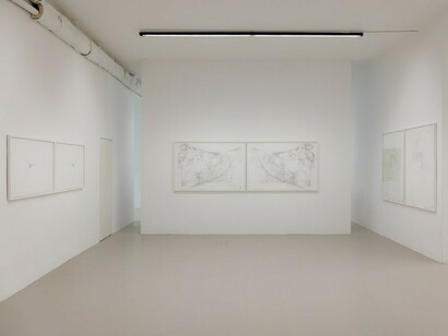 Maximilian Prüfer, Exhibition view. Courtesy of Galerie Lisa Kandlhofer