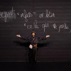 Taire, vue de la représentation. Avec l'aimable autorisation du Théâtre de La Criée