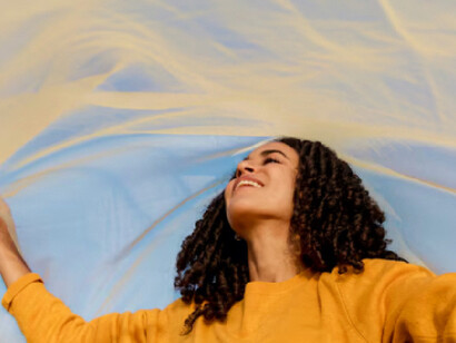 A moment of surrender to uncertainty where the wind of change is allowed to move freely 