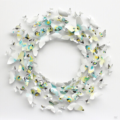 Susila Bailey-Bond, Spin-It, Aluminium cans, spray paint & enamel on pins, 83 x 83 cm