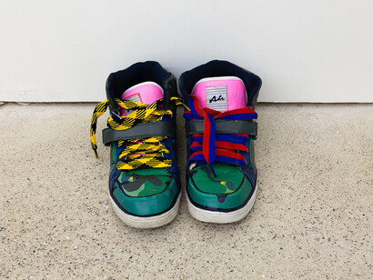 John Olson,
Untitled, 2013,
Acrylic paint on used athletic shoes,
15.24 x 30.48 x 12.7 cm
(in. 6 x12 x5 )