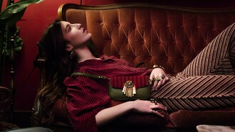 A conferire unicità e autenticità ad ogni borsa Ledeff sono le decorazioni in ottone 