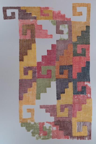 Espiral escalonada motif fragment, 200–500, Nasca; south coast, Peru. Courtesy of the Art Institute of Chicago