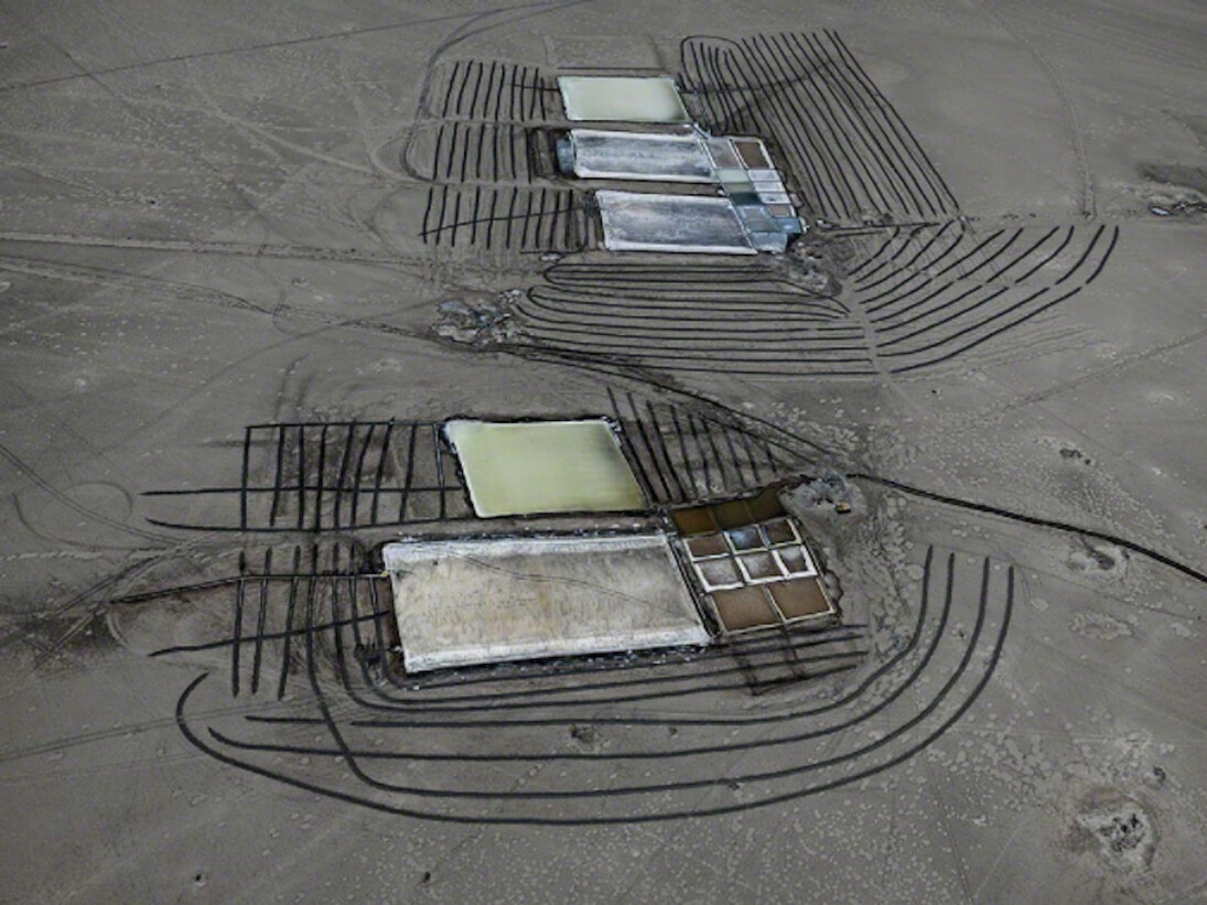 Edward Burtynsky. Courtesy of Von Lintel Gallery