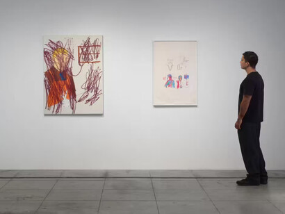 Glenn Ligon, Sit so your back isn’t against the door, exhibition view. Courtesy of Hauser & Wirth Gallery