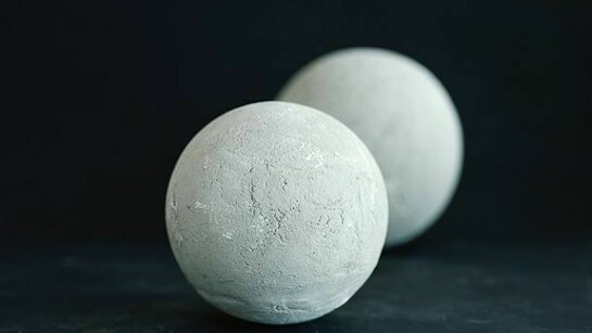 Linda Hofvander, Sphères, 2011, C-print, 33 x 40,50 cm, courtesy de l’artiste